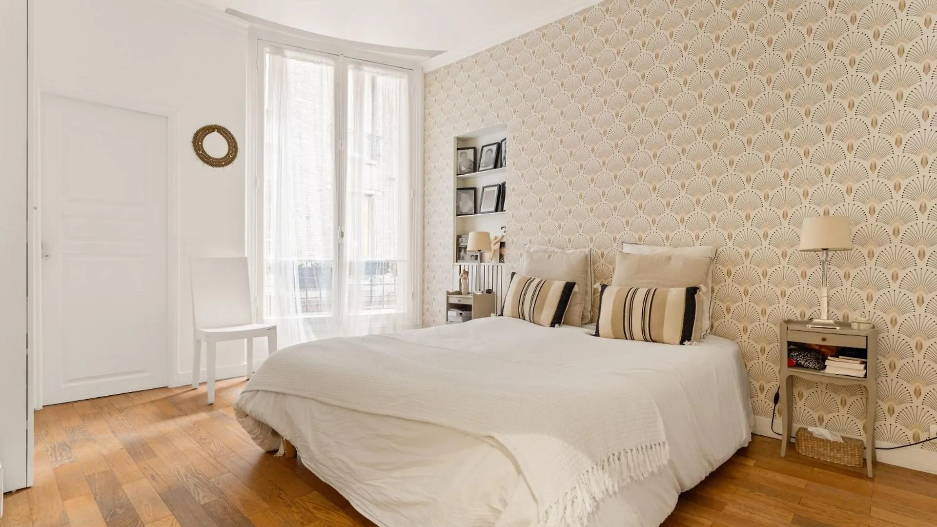 Ecole Militaire Apartment Paris